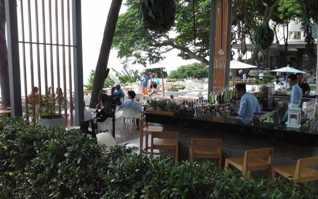 Cosy Beach View Apartments, soi Kasetsin 9