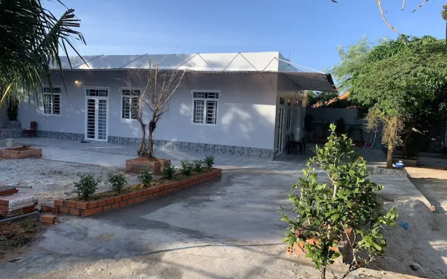 MIna Homestay