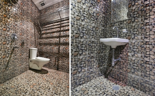 Kapoor Guest House by OYO Rooms