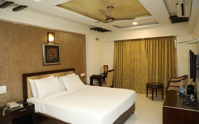 Hotel Anantha Executive Suites