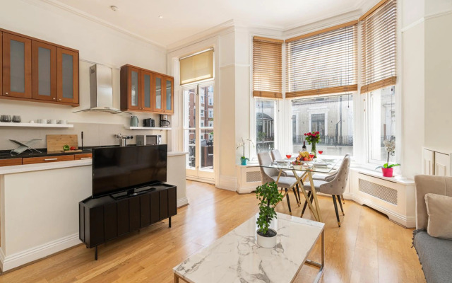 Baker Street Studio Flat