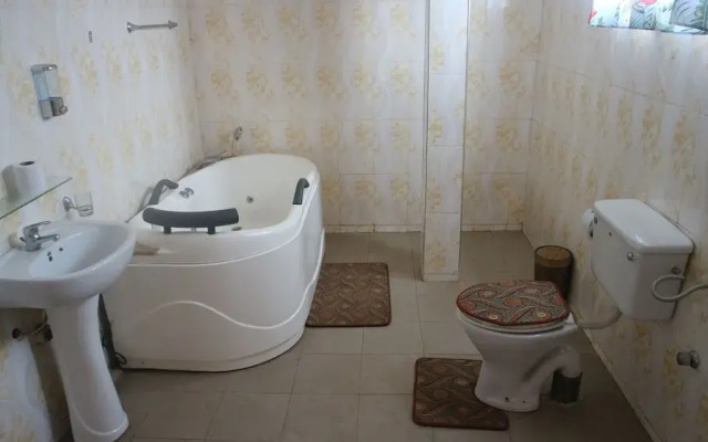 DeeGold Guest Home