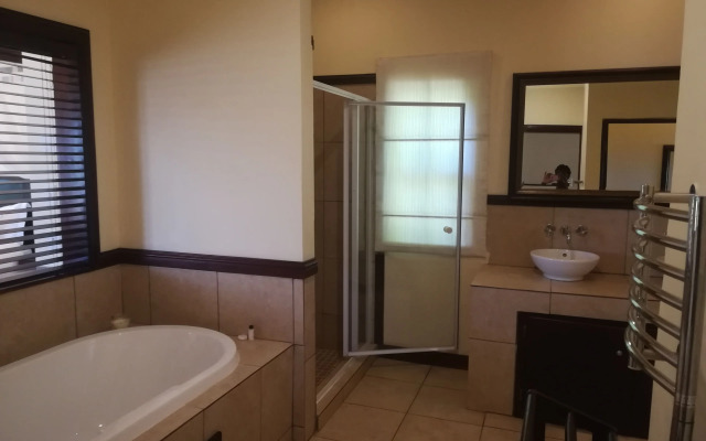 The Moon and Sixpence Garden Guest House