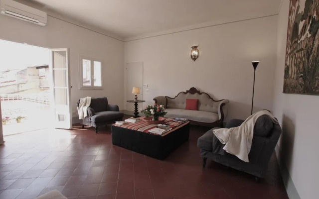 Sleep in Italy - Oltrarno Apartments