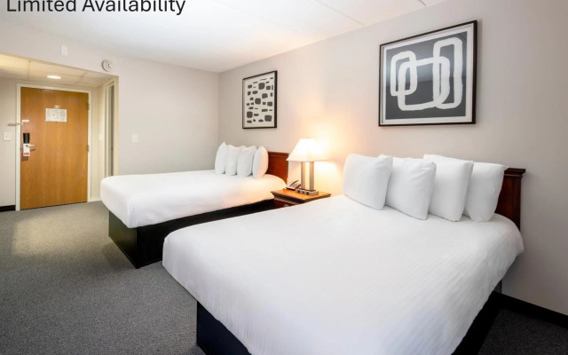 The View Inn & Suites