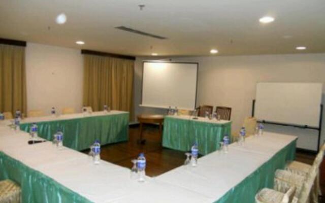 Grand Orchid Hotel