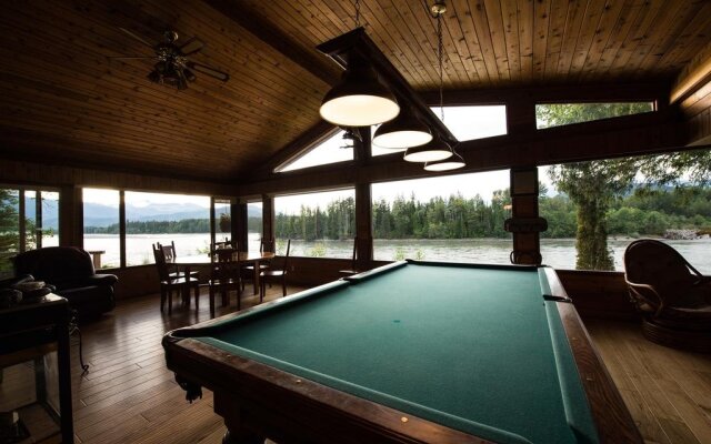 Skeena River House Bed & Breakfast
