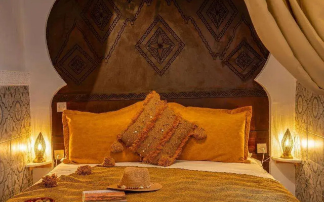 Riad Yalla Habibi