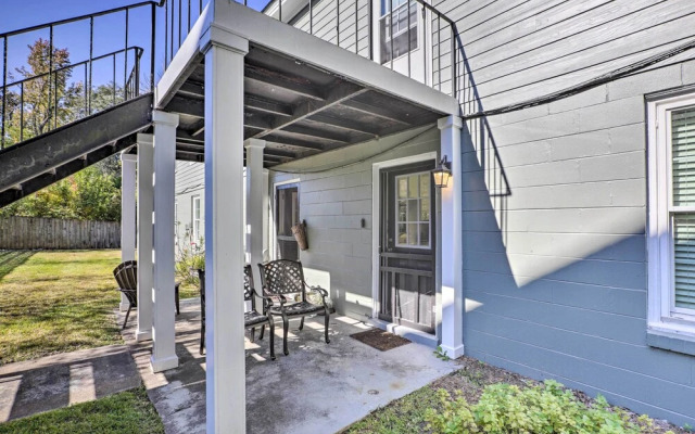 Walk to Broad St: Central Thomasville Condo