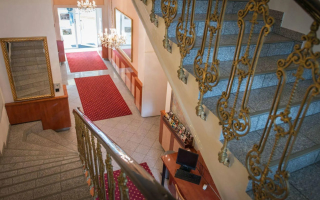 Garten - & Kunsthotels Gabriel