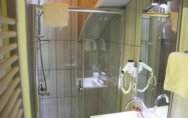 Element Suites