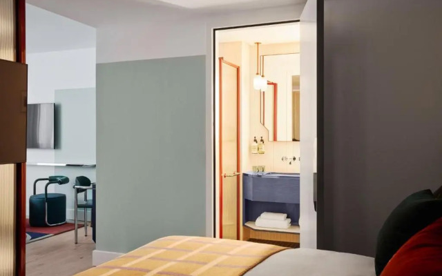 Kimpton Main Frankfurt by IHG