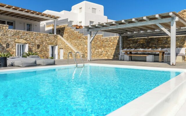 Waterfront Villa Angelika Pink Pelikan