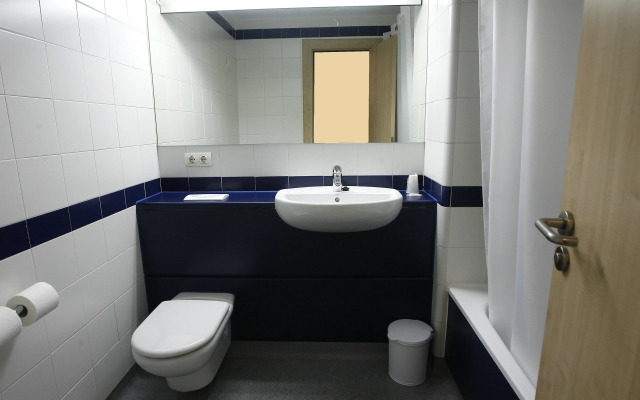 ibis Paris CDG Airport