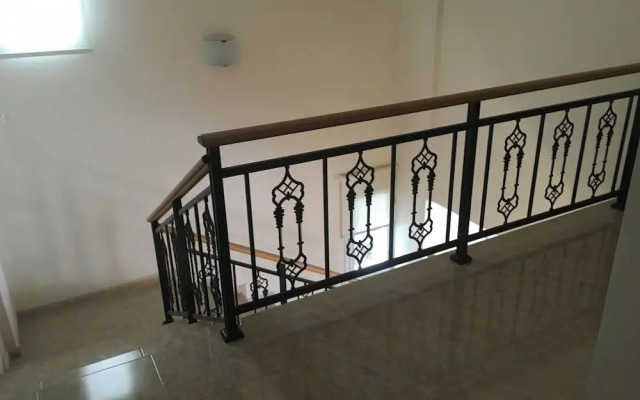 3 Bed Villa 10 Minutes Drive From Beautiful Beach