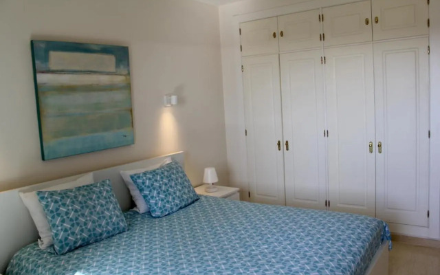 2303-Huge 2 bedrooms apt with sea view