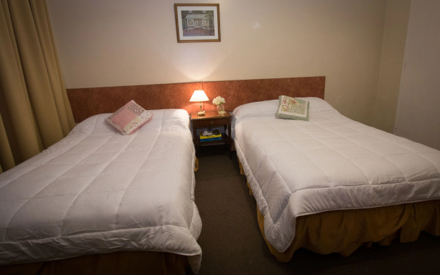 Regis Orho Hotel
