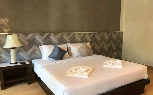 Prasarnsook Villa Beach Resort (SHA Extra Plus)