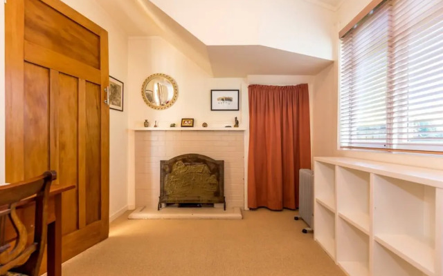 3 Bedroom Family Home With Harbour Views in Westmere