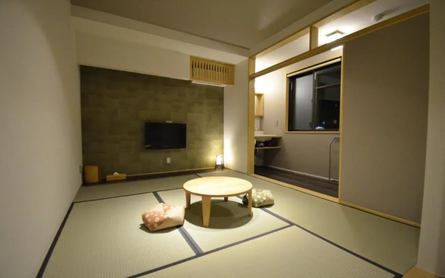 Yufuin TSURU NO YU