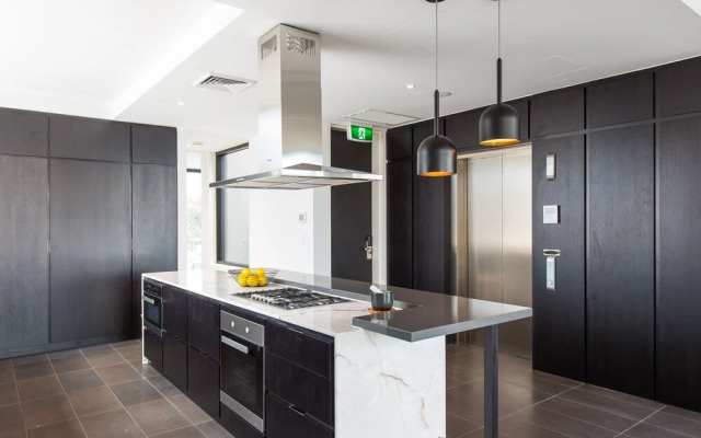 Apartment Hotel East Central