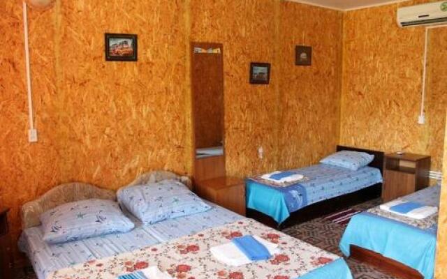 Guest House On Krasnaya 57