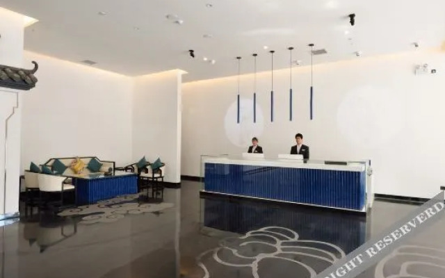 Yulin Dream Garden Courtyard Hotel