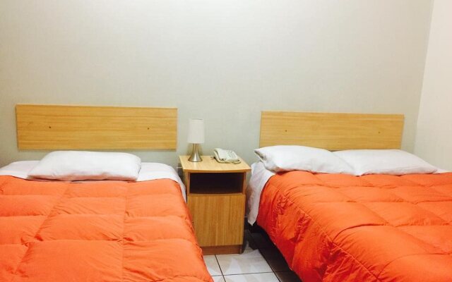 Corona Suite Hotel