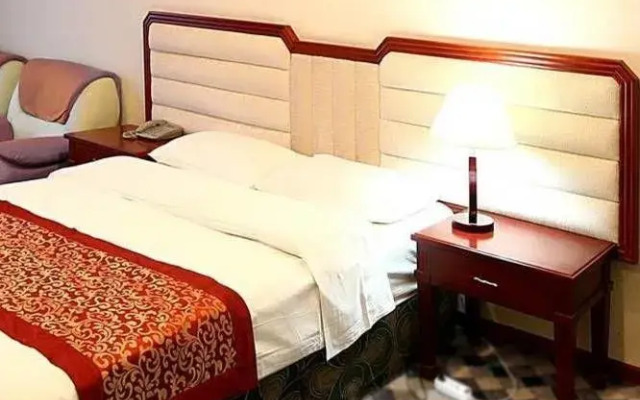 Yatai Hotel