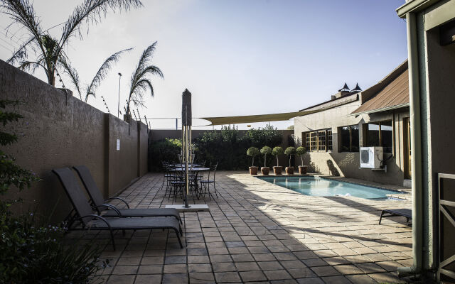 Afrique Boutique Hotel Oliver Tambo