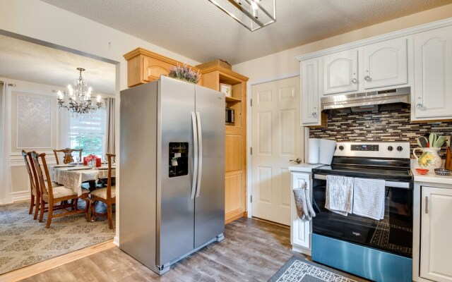 Hot Tub, Game Room & Fire Pit: Pocono Summit Home!