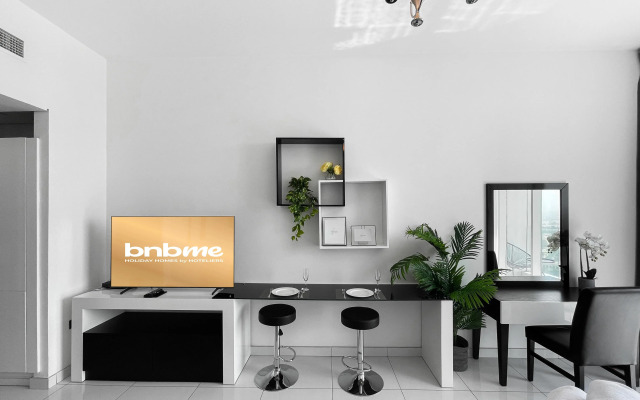 Elegant Studio - Golf Course View - bnbmehomes - 1916