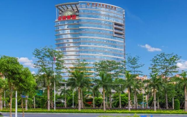 Golden Plaza International Hotel
