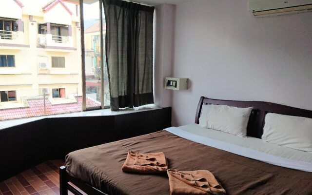 Happy Guesthouse