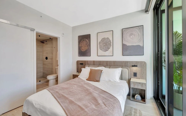 Luxury Condos Near Miami Beach