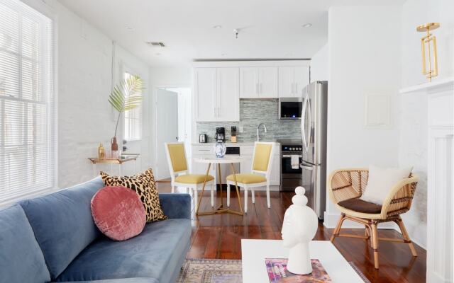 Sonder - Julia Suites