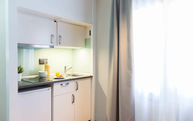 Senator Barcelona Apartments