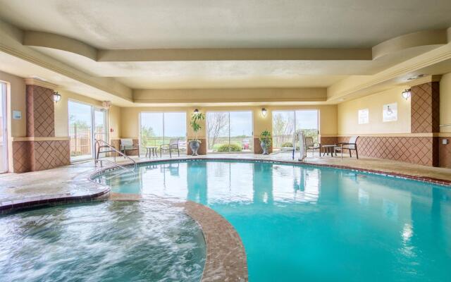 Holiday Inn Express Hotel & Suites Terrell by IHG