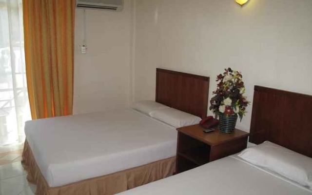 Tanjung Demong Beach Resort – Guest Rooms – Kuala Besut