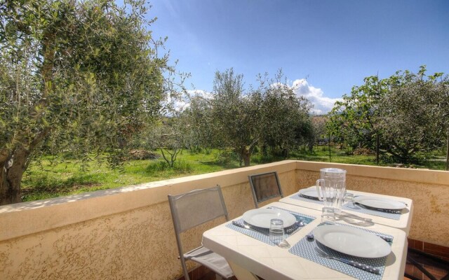 Apartment with 2 Bedrooms in Taglio-Isolaccio, with Wonderful Mountain View, Enclosed Garden And Wifi - 15 Km From the Beach