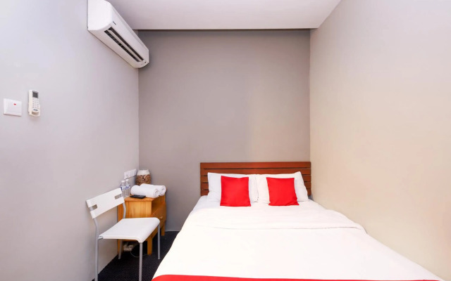 OYO 910 Hills Residence