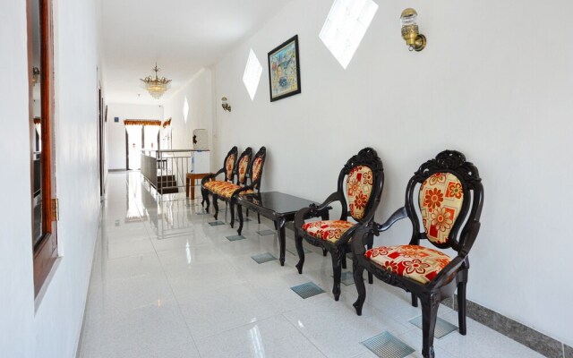 Elga Sastro Inn By OYO Rooms