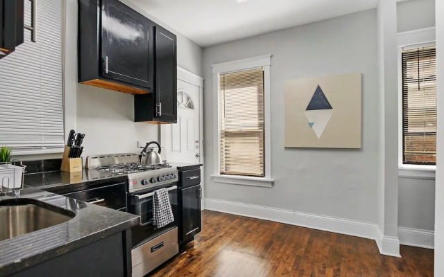 Stylish 2BR Apt - Sunnyside 05-2F