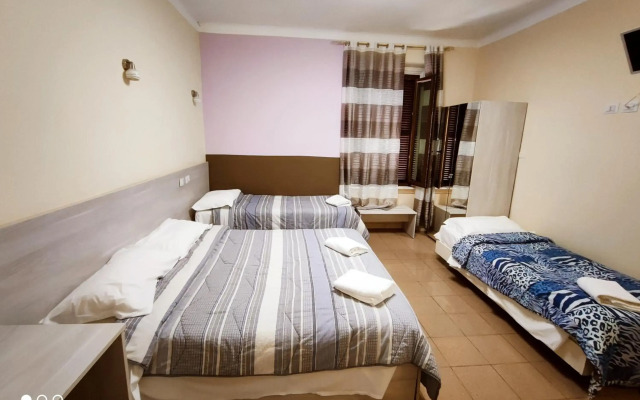 Emmy Hotel
