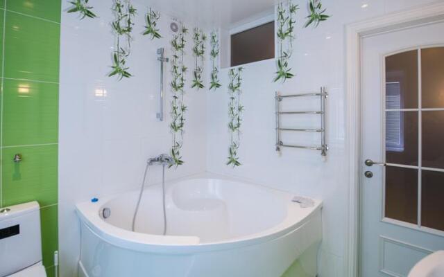 Петровские 2