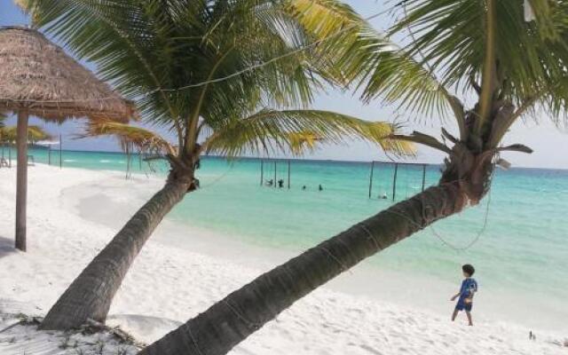 Ryta Beach Bungalow & Resort