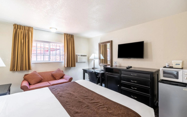 Americas Best Value Inn & Suites Flagstaff