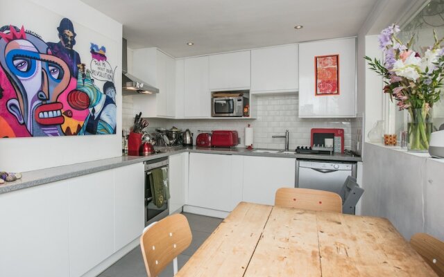 2 Bedroom Home in Kentish Town