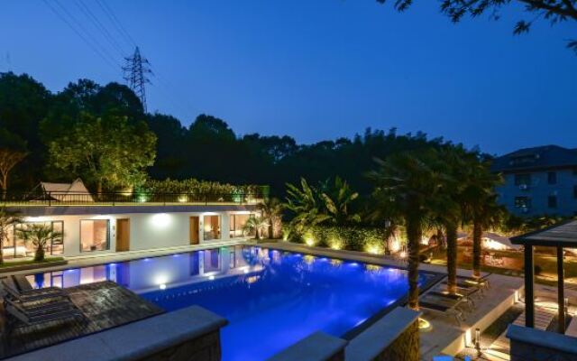 Yinye Moganshan Design Aesthetics Pool Resort Homestay