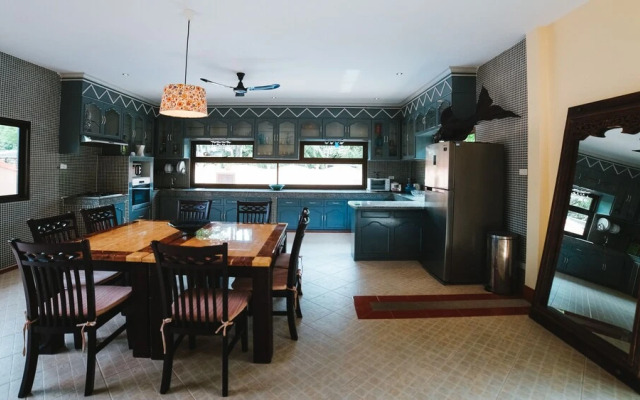 Happy Family Villa 2